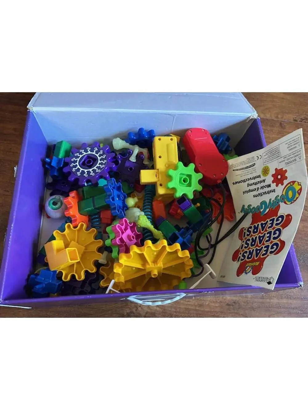 Oogly Googly Motorized Building Set with 100 Pieces and Hand Control
